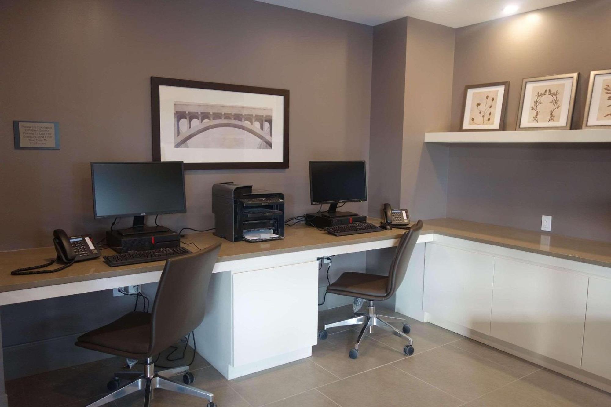 Country Inn & Suites By Radisson, Belleville, On المظهر الخارجي الصورة