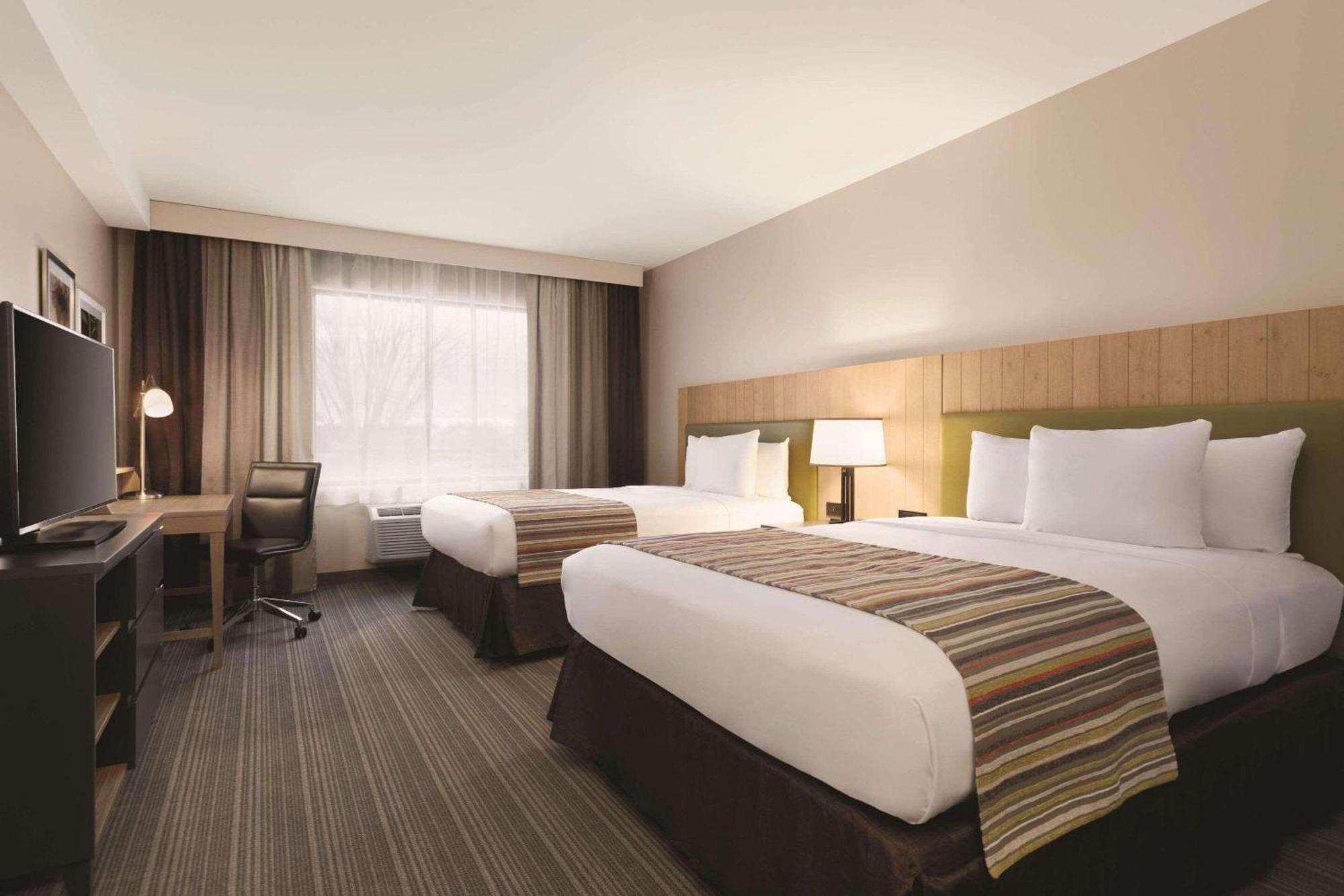 Country Inn & Suites By Radisson, Belleville, On المظهر الخارجي الصورة