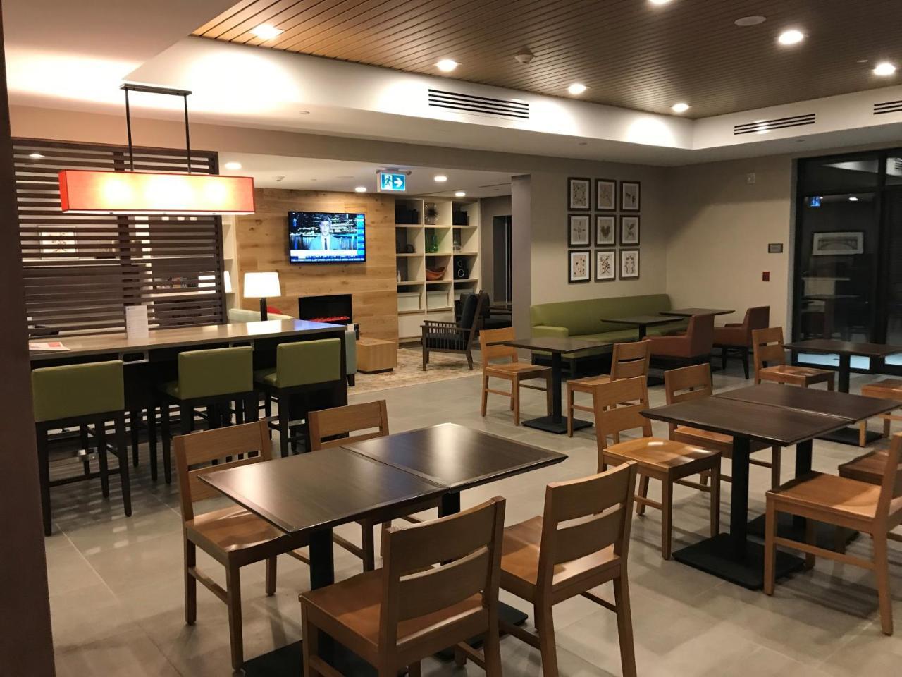 Country Inn & Suites By Radisson, Belleville, On المظهر الخارجي الصورة
