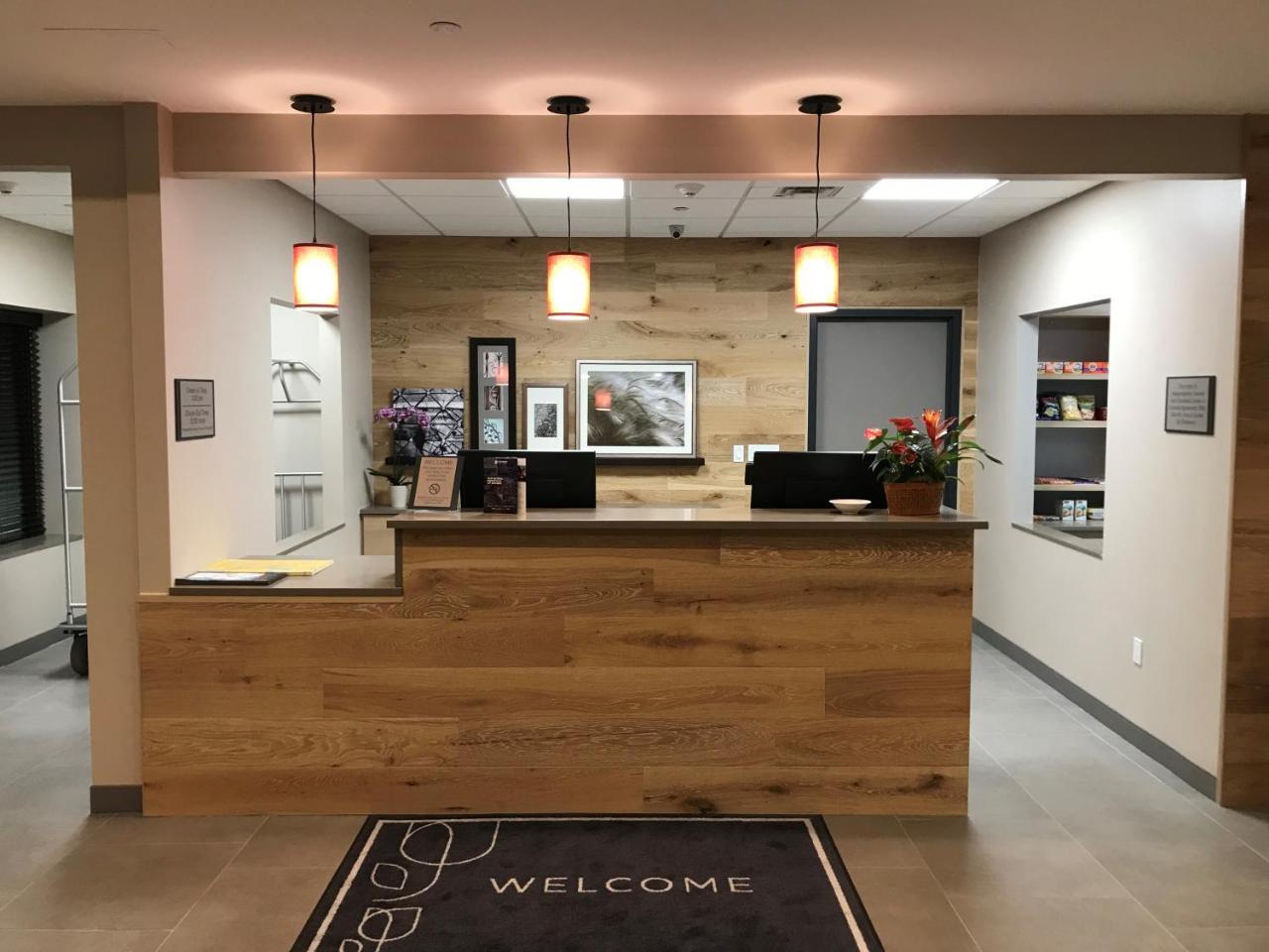 Country Inn & Suites By Radisson, Belleville, On المظهر الخارجي الصورة